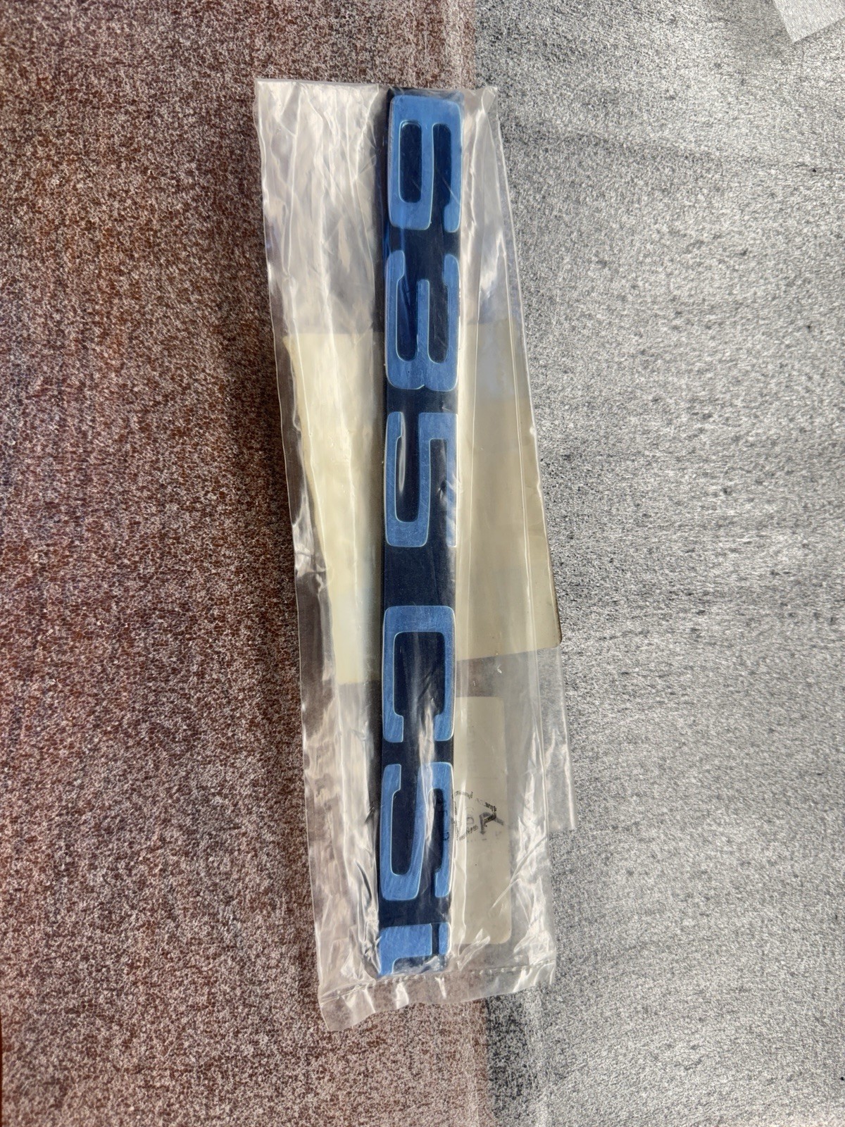 NOS EURO BMW 635CSI TRUNK BADGE E24 NOS EURO BMW 635CSI TRUNK BADGE E24