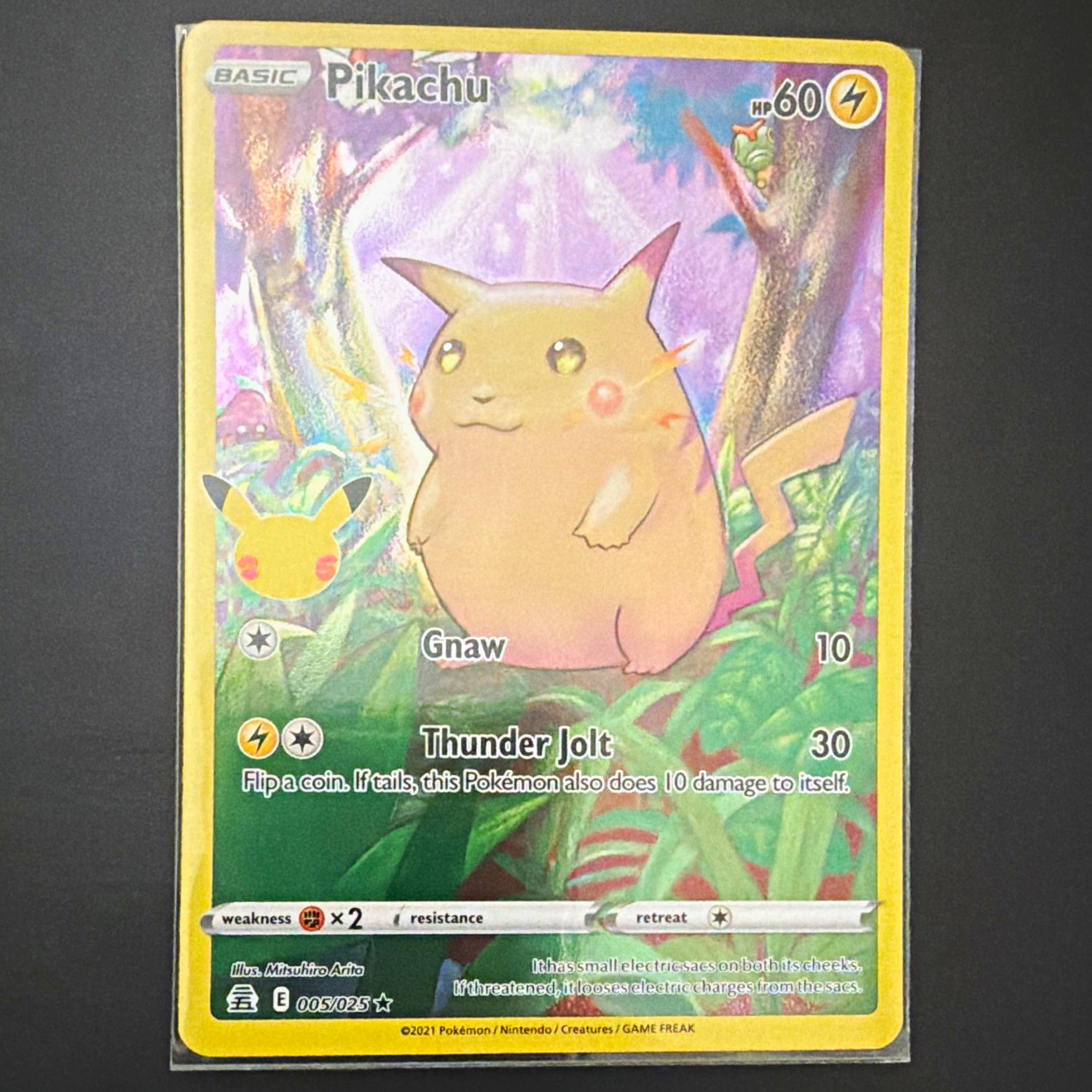 The Pokemon Company Pokemon TCG Celebrations Pikachu 005/025 Holo Full Art EN