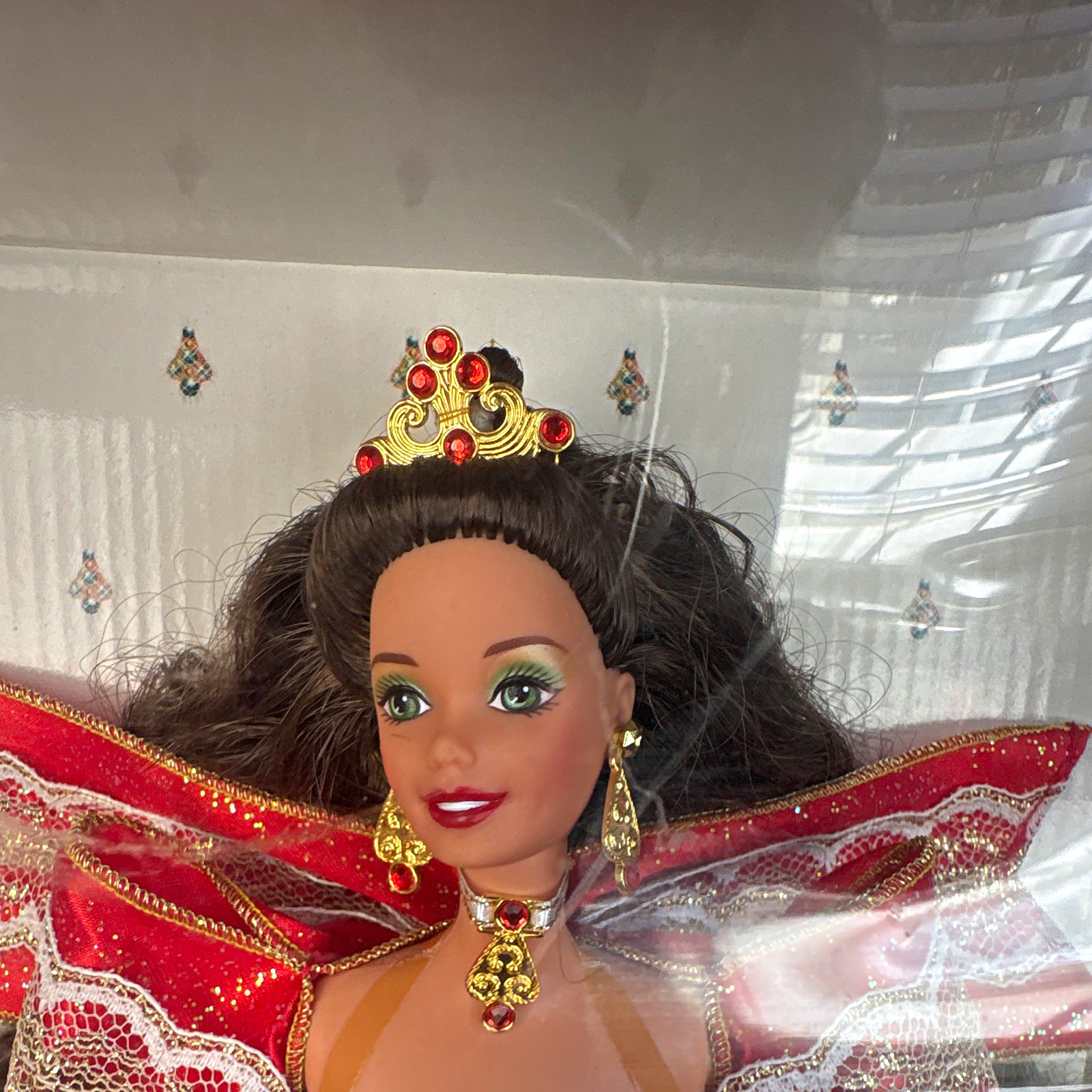 VINTAGE 1997 Happy Holidays Barbie Doll ERROR MISPRINT Box Blue Eyes Green Eyes VINTAGE 1997 Happy Holidays Barbie Doll ERROR MISPRINT Box Blue Eyes Green Eyes