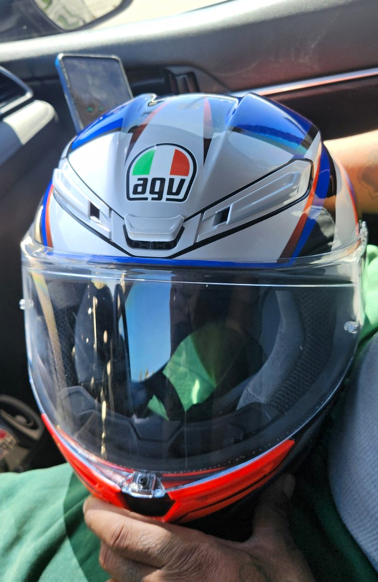 AGV AGV