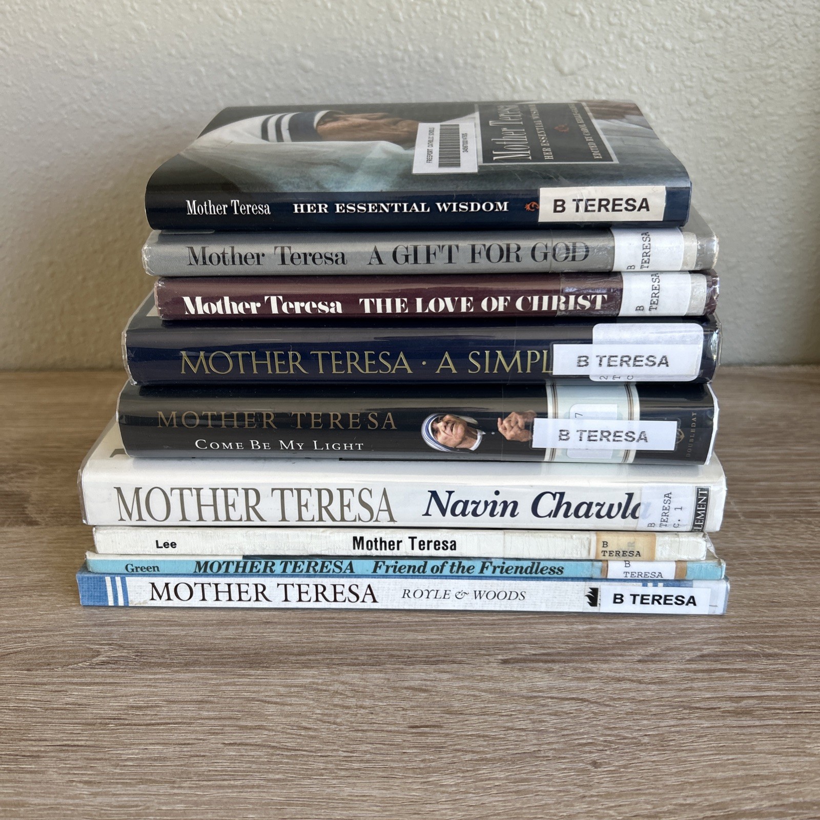 Lot of 9 Mother Teresa of Calcutta Hardcover Softcover Books Biography Catholic