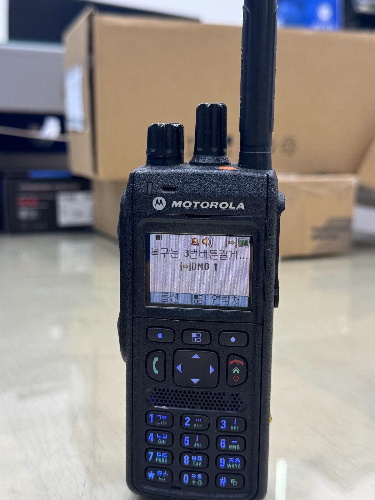 [USED] MTP3550 / TETRA RADIO / 350MHz~470MHz/only Body+Antenna