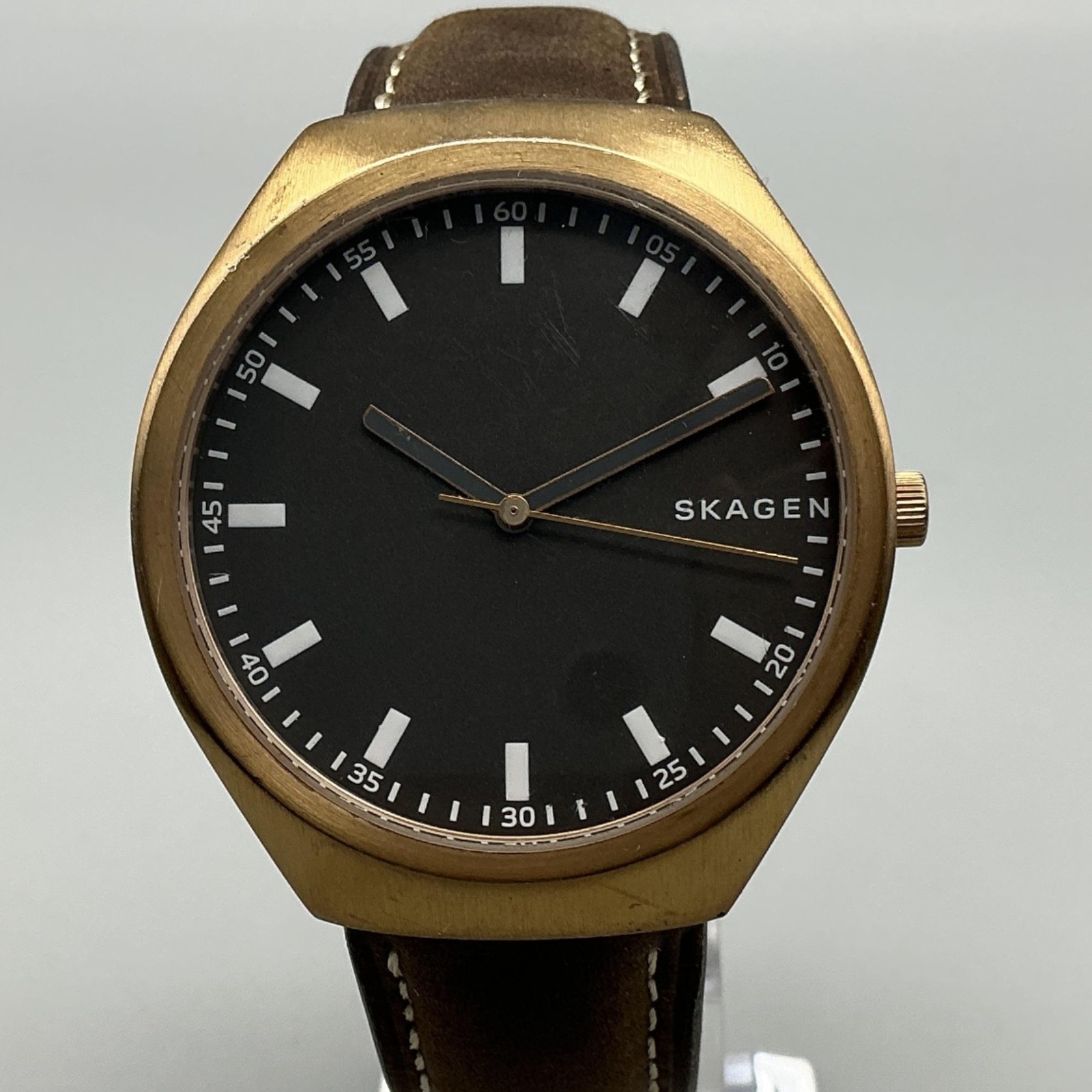 Skagen Grenen SKW6420 Mens Watch 40mm Leather Gold Tone Black Dial New Battery