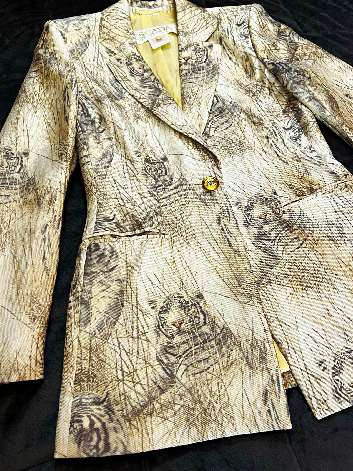 ESCADA Margaretha Ley 100% Silk Women’s Beige Tiger-Print Blazer Size 34