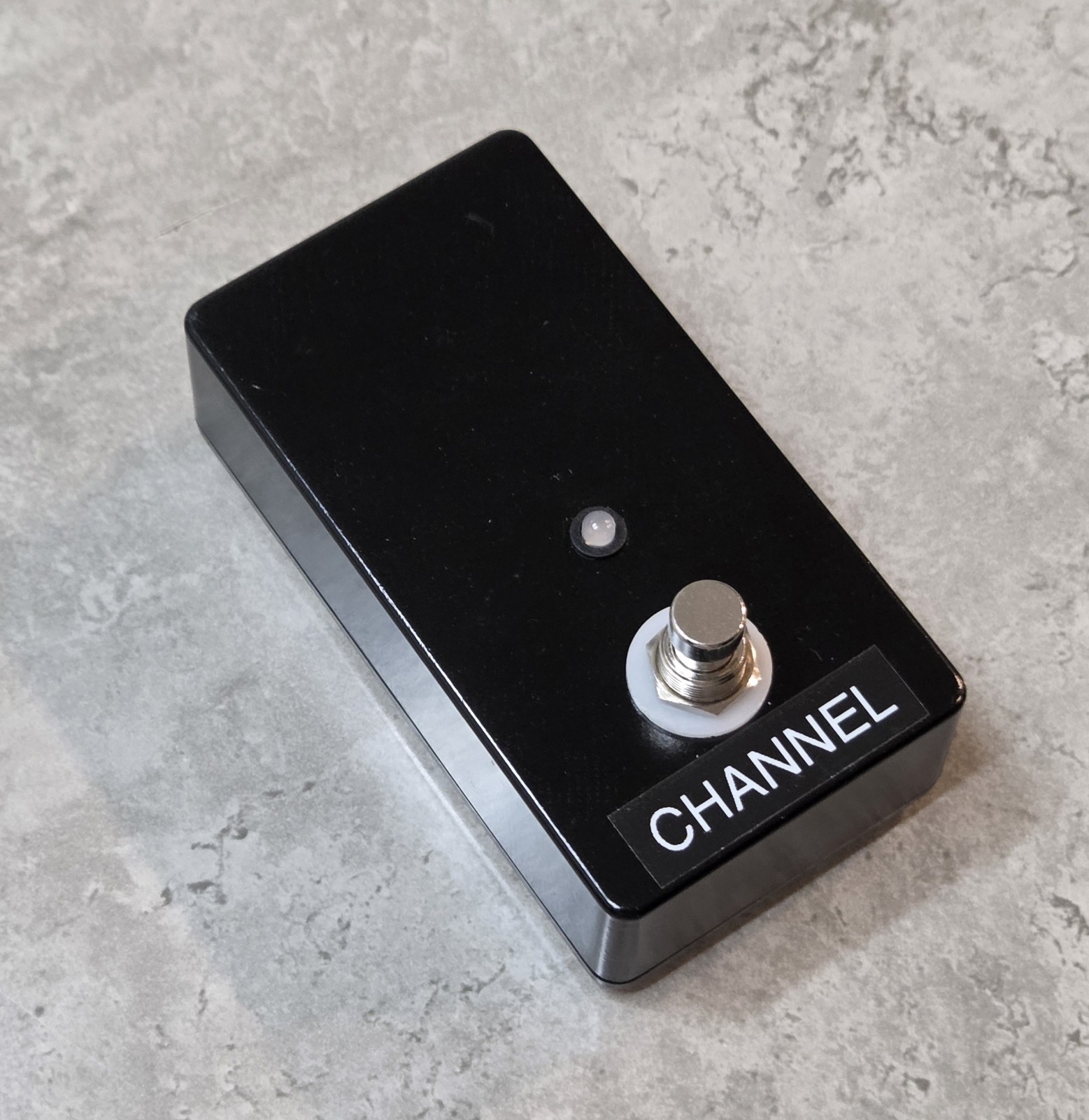 Ultra-Compact Smart (1-Button) Channel Footswitch for MESA BOOGIE MARK V Five 35