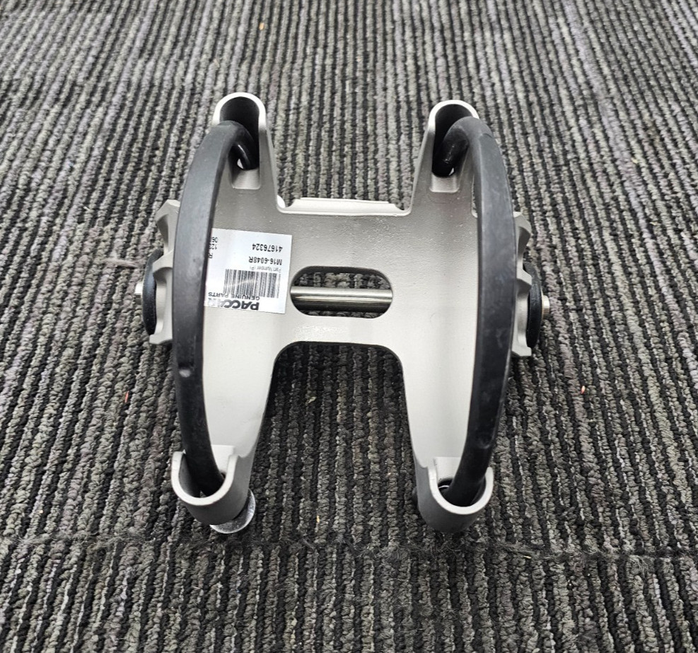 Paccar M16-6048R Exhaust Slider Bracket Assembly Right Side Fits Peterbilt
