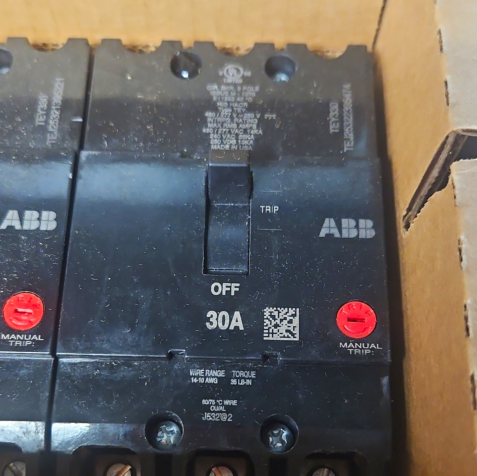 ABB TEY330 30A 3-Pole Main Circuit Breaker 480/277V Manual Trip