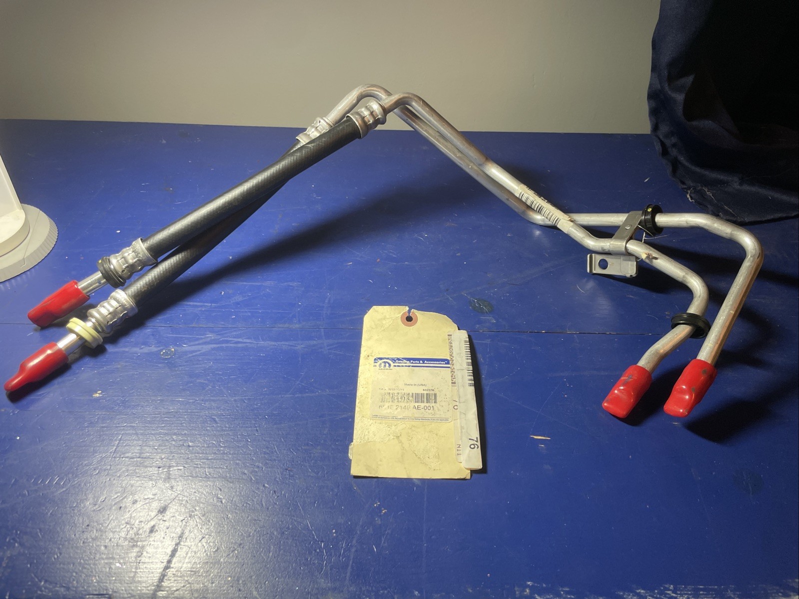 14-18 JEEP CHEROKEE OIL COOLER PRESSURE & RETURN HOSE TUBE OEM MOPAR 68102149AE 14-18 JEEP CHEROKEE OIL COOLER PRESSURE & RETURN HOSE TUBE OEM MOPAR 68102149AE