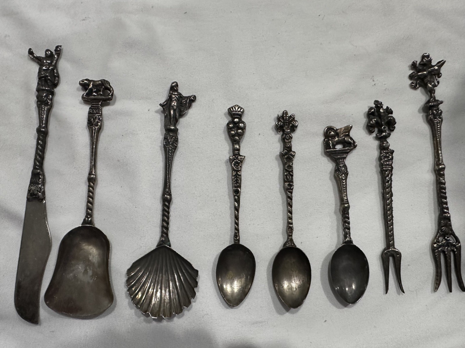 Vintage Candlelight Silver From Florence Italy 8pc Flatware Set w/ Insert Vintage Candlelight Silver From Florence Italy 8pc Flatware Set w/ Insert