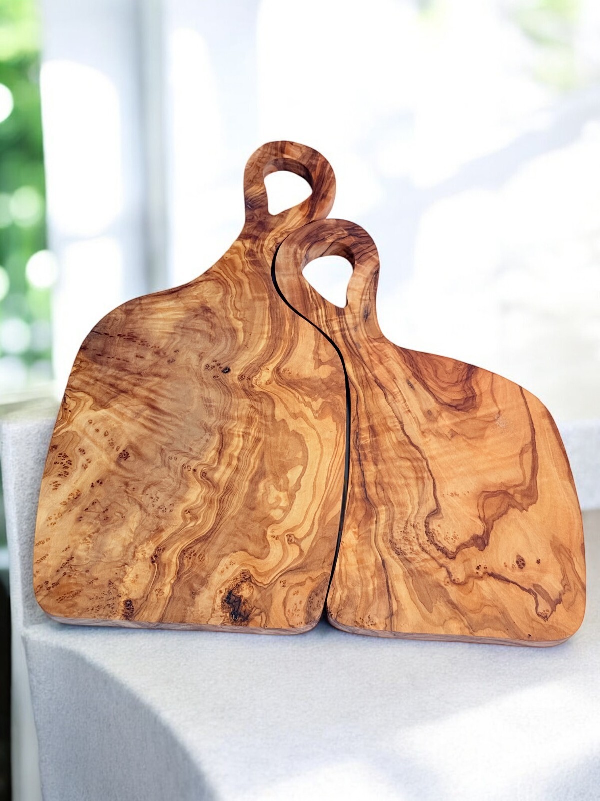 Olive Wood “Kissing” Cutting Board Set of 2 – Customizable Wedding Gift