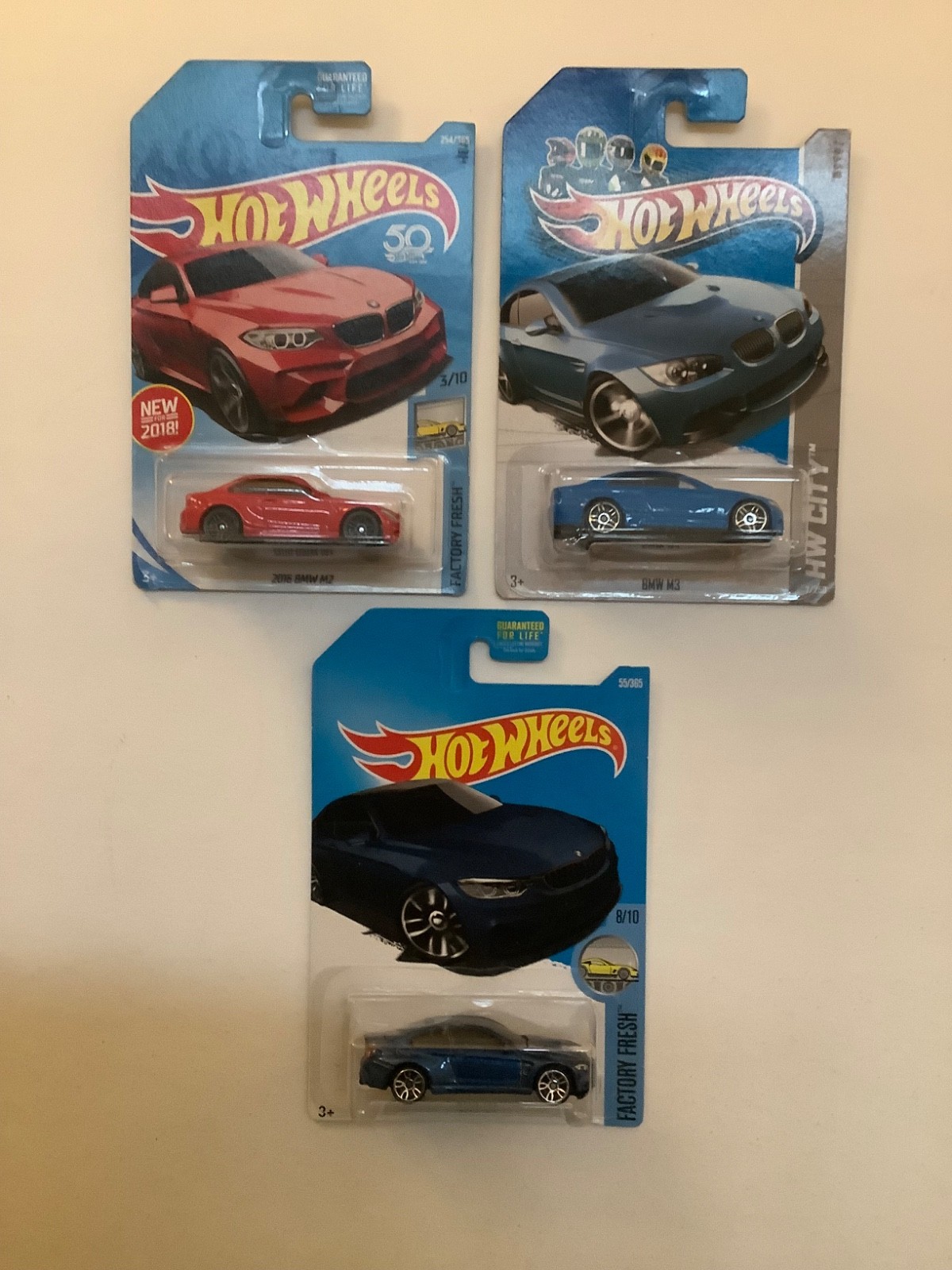 Hot Wheels BMW M2 M3 M4 Set Blue & Red Hot Wheels BMW M2 M3 M4 Set Blue & Red