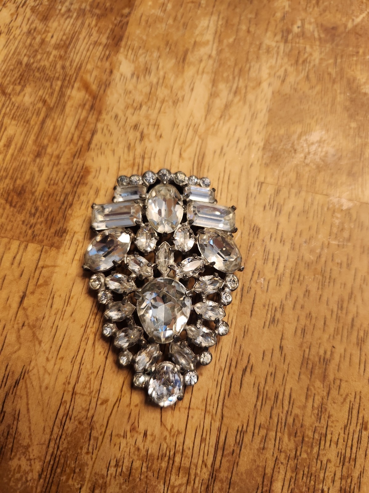 RARE Eisenberg Original 1930’s-1940’s Vintage Clear Rhinestones Dress/Fur Clip RARE Eisenberg Original 1930’s-1940’s Vintage Clear Rhinestones Dress/Fur Clip