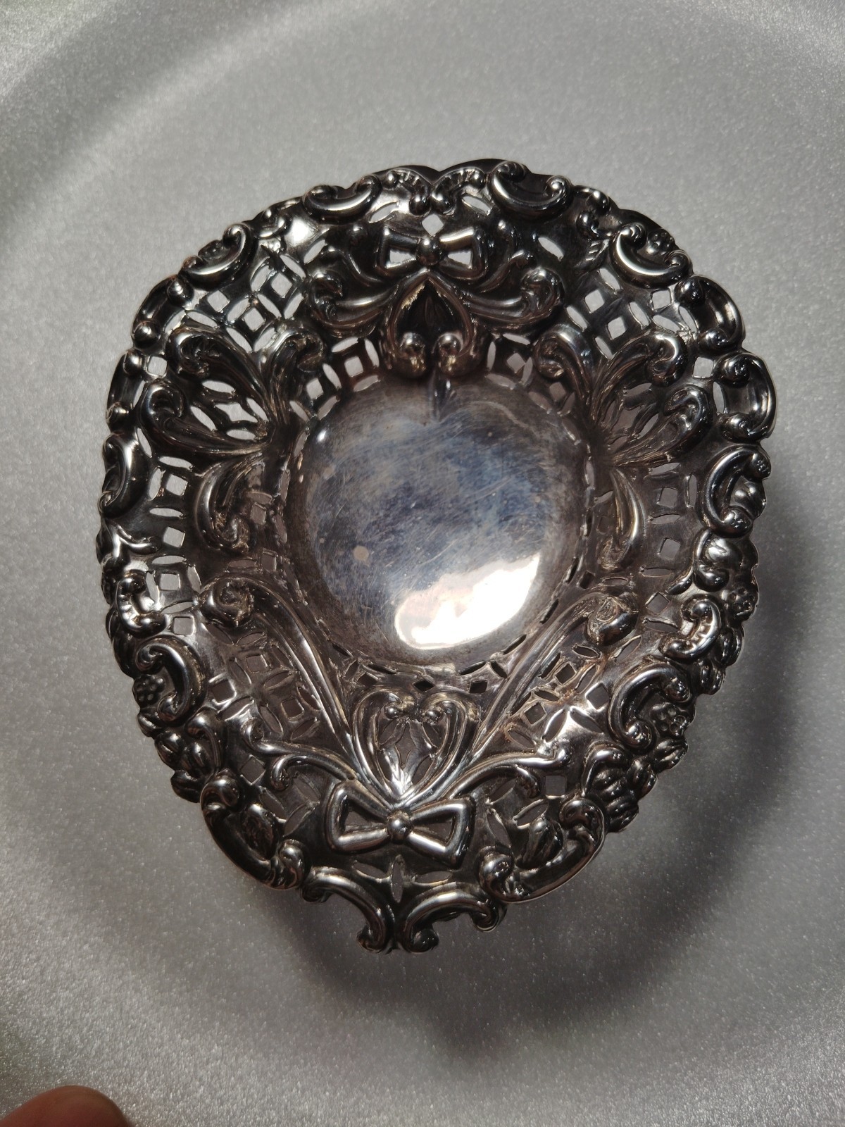 Antique Sterling Silver Pierced Heart Dish  31 Grams 