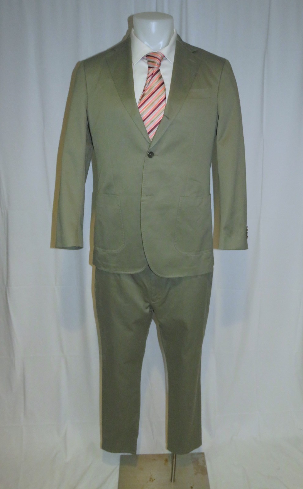 Knot Standard Custom Made Solid Green Khaki Three Roll Two Suit 38R