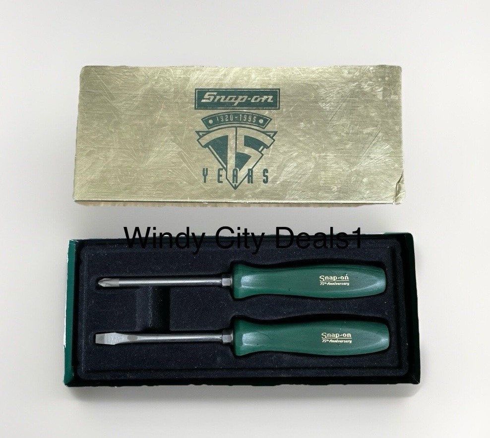 Snap-on Tools USA NOS RARE 75th ANNIVERSARY Hard Grip Screwdriver Set SDS2ANV Snap-on Tools USA NOS RARE 75th ANNIVERSARY Hard Grip Screwdriver Set SDS2ANV