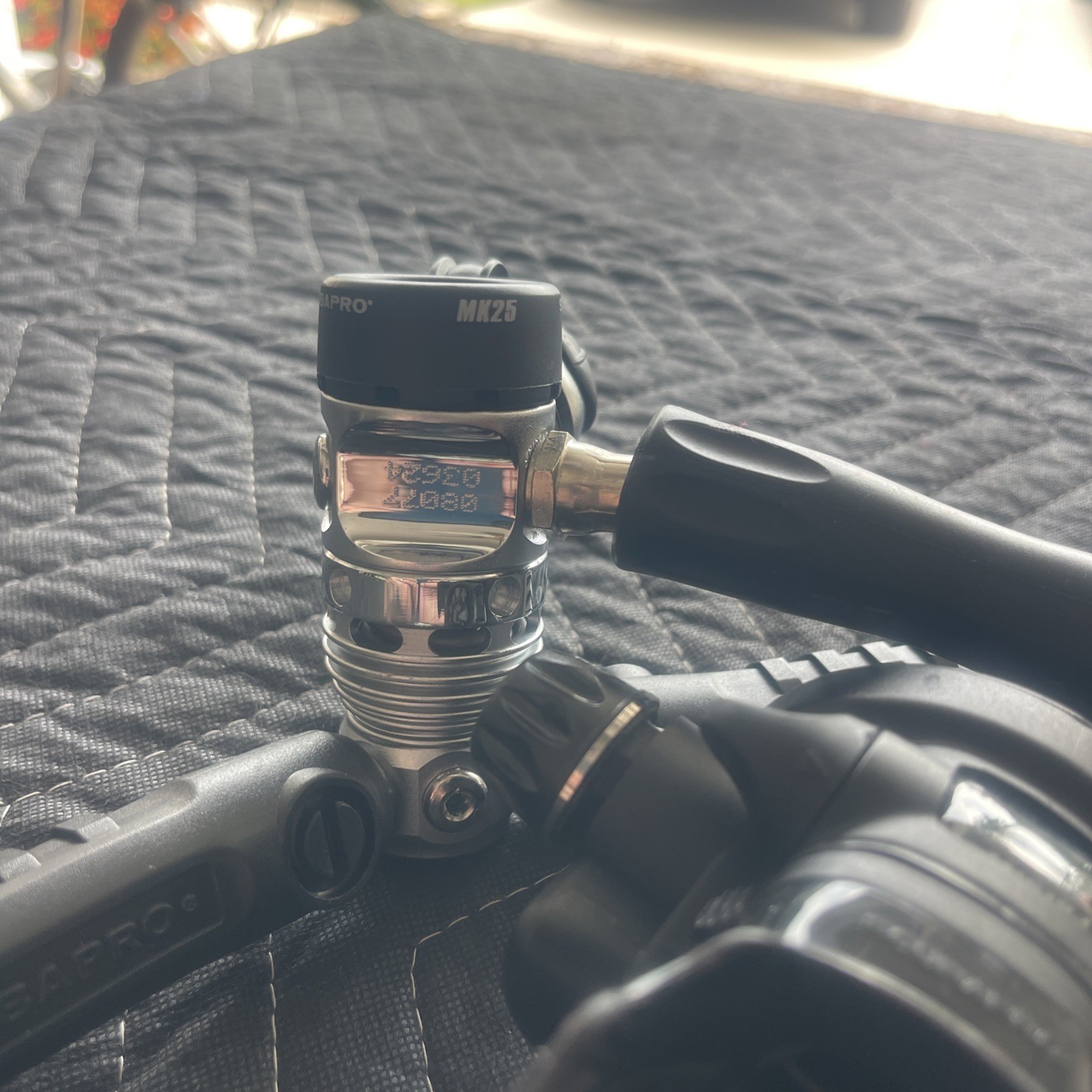 Scubapro MK25 1st stage Diving Regulator Scubapro  S-600 2nd stage regulator 