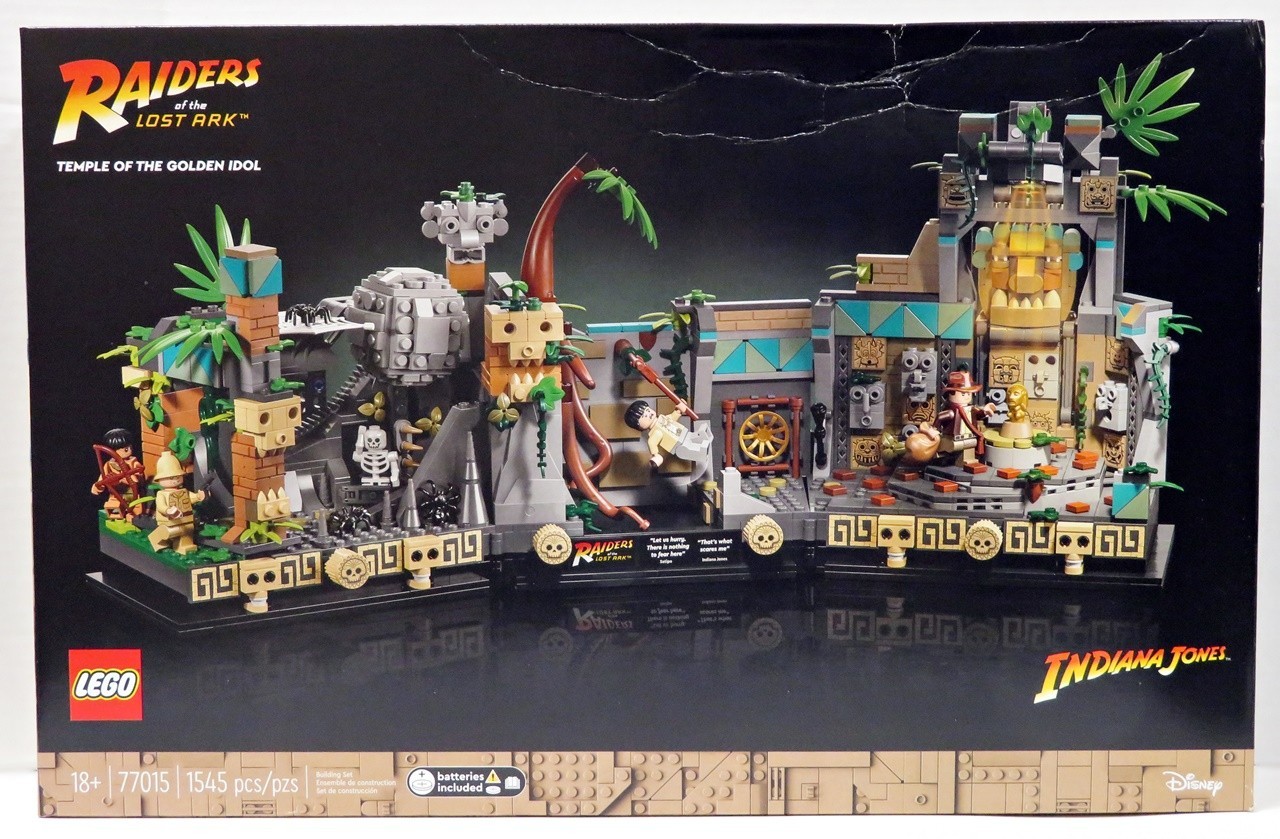 LEGO - Indiana Jones Temple of the Golden Idol 77015 Building Set NIB