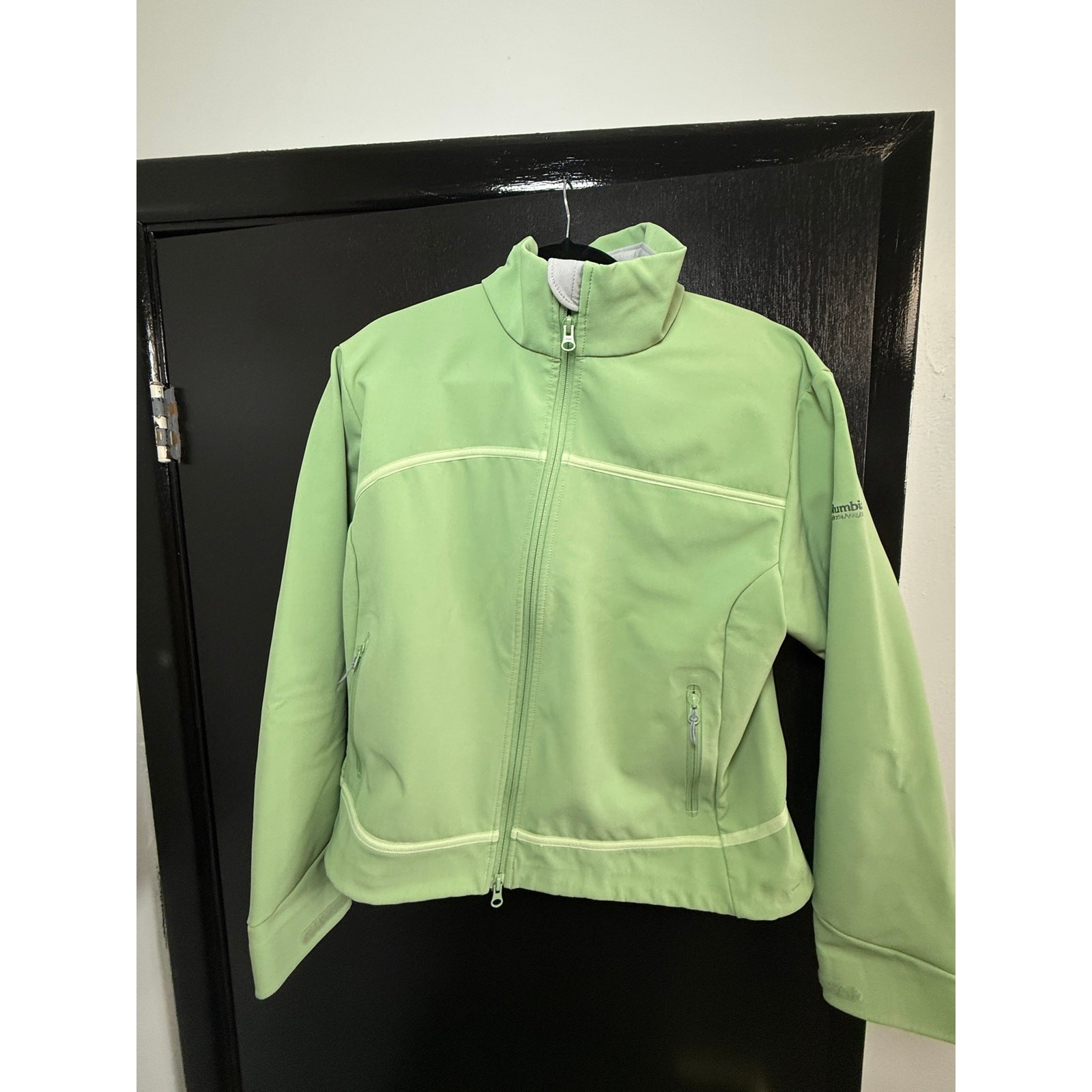 Columbia Titanium Women’s XL Green Softshell Jacket Full Zip Outdoor Y2K