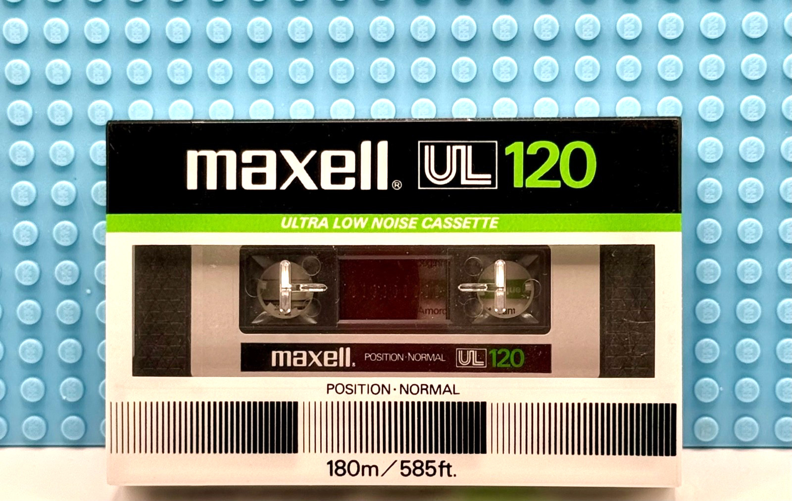 MAXELL UL   120  1982 EUROPE  TYPE I     BLANK CASSETTE TAPE (1) (SEALED)