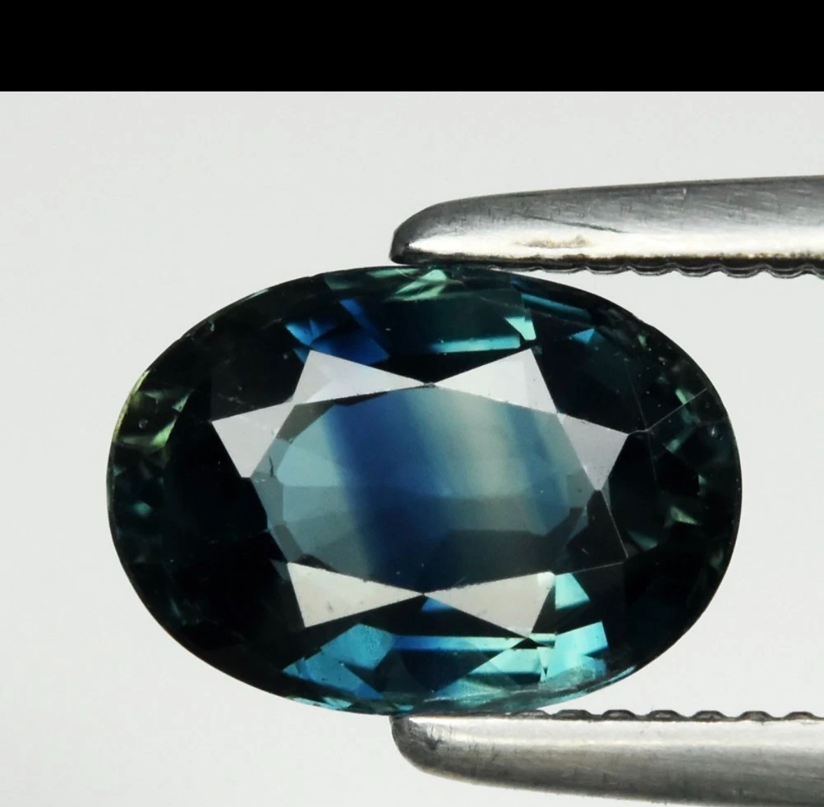 1.05ct 7x5mm VS Oval Natural Blue Green Sapphire - Heated, Australia Gemstone