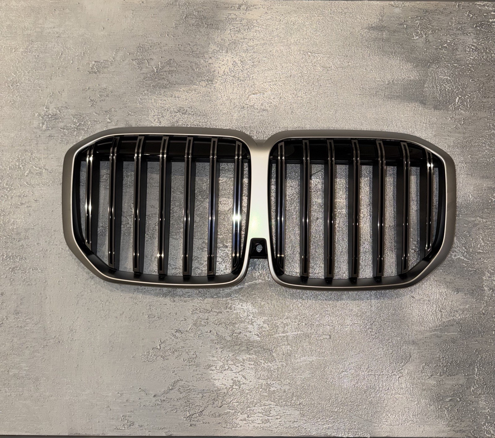 Brand New BMW G07 LCI Kidney Grill | Fits any model 2023+ 