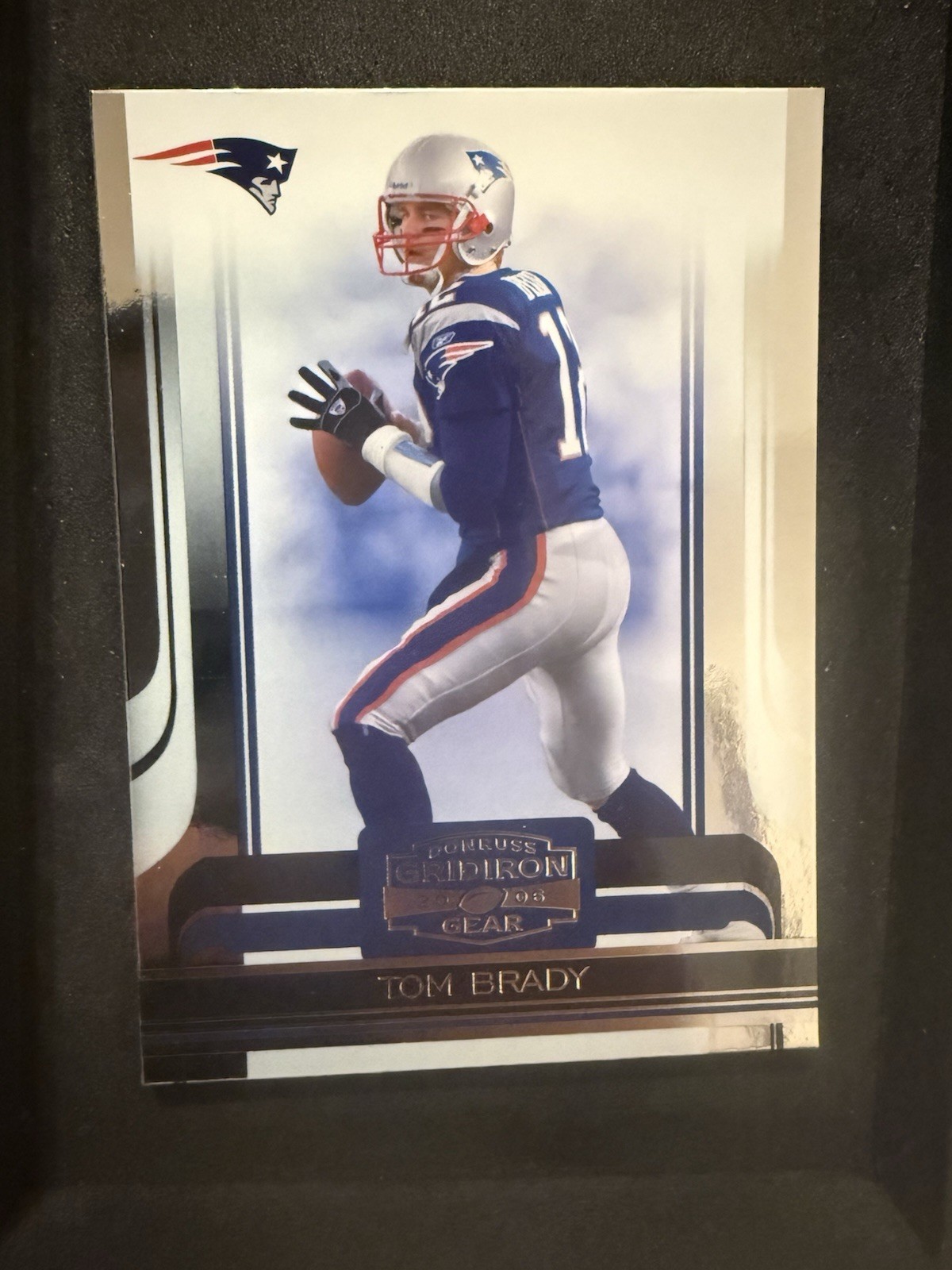 2006 Donruss Gridiron Gear Tom Brady Base #63 New England Patriots 2006 Donruss Gridiron Gear Tom Brady Base #63 New England Patriots