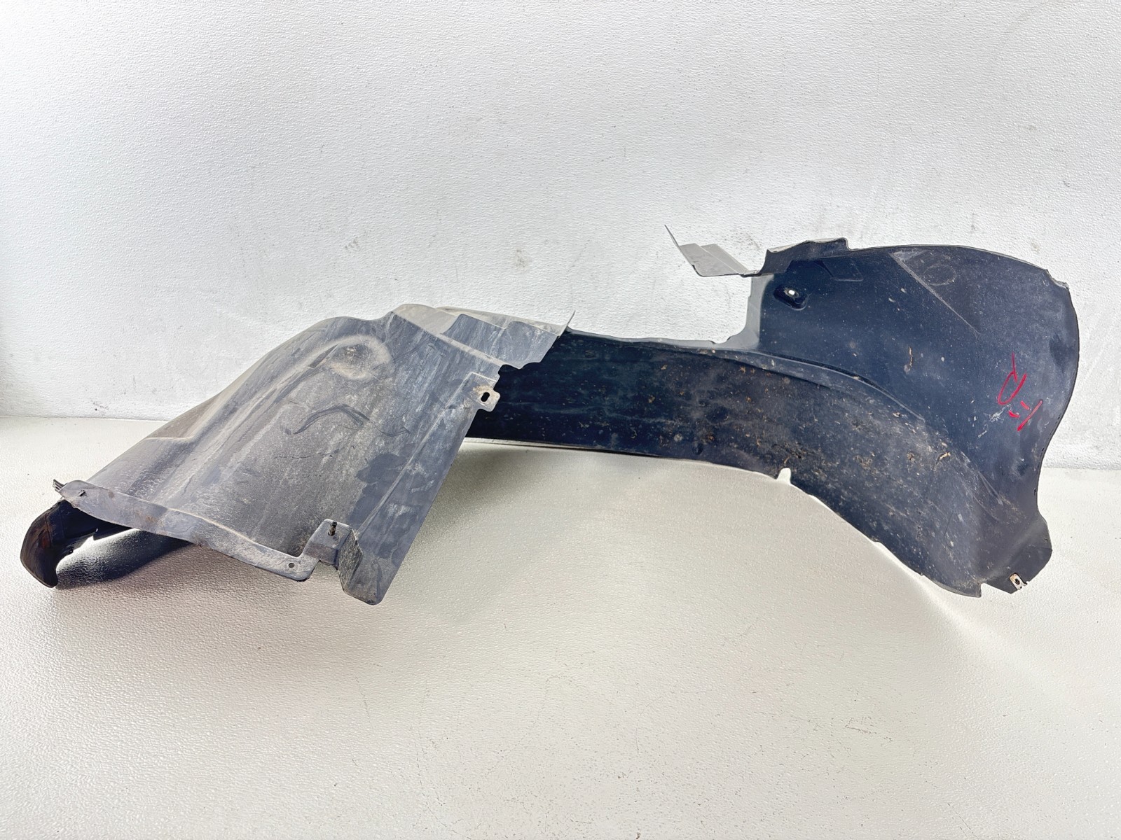 2018-2020 AUDI Q5 FRONT RIGHT SIDE REARWARD FENDER LINER SPLASH SHIELD OEM 2018-2020 AUDI Q5 FRONT RIGHT SIDE REARWARD FENDER LINER SPLASH SHIELD OEM