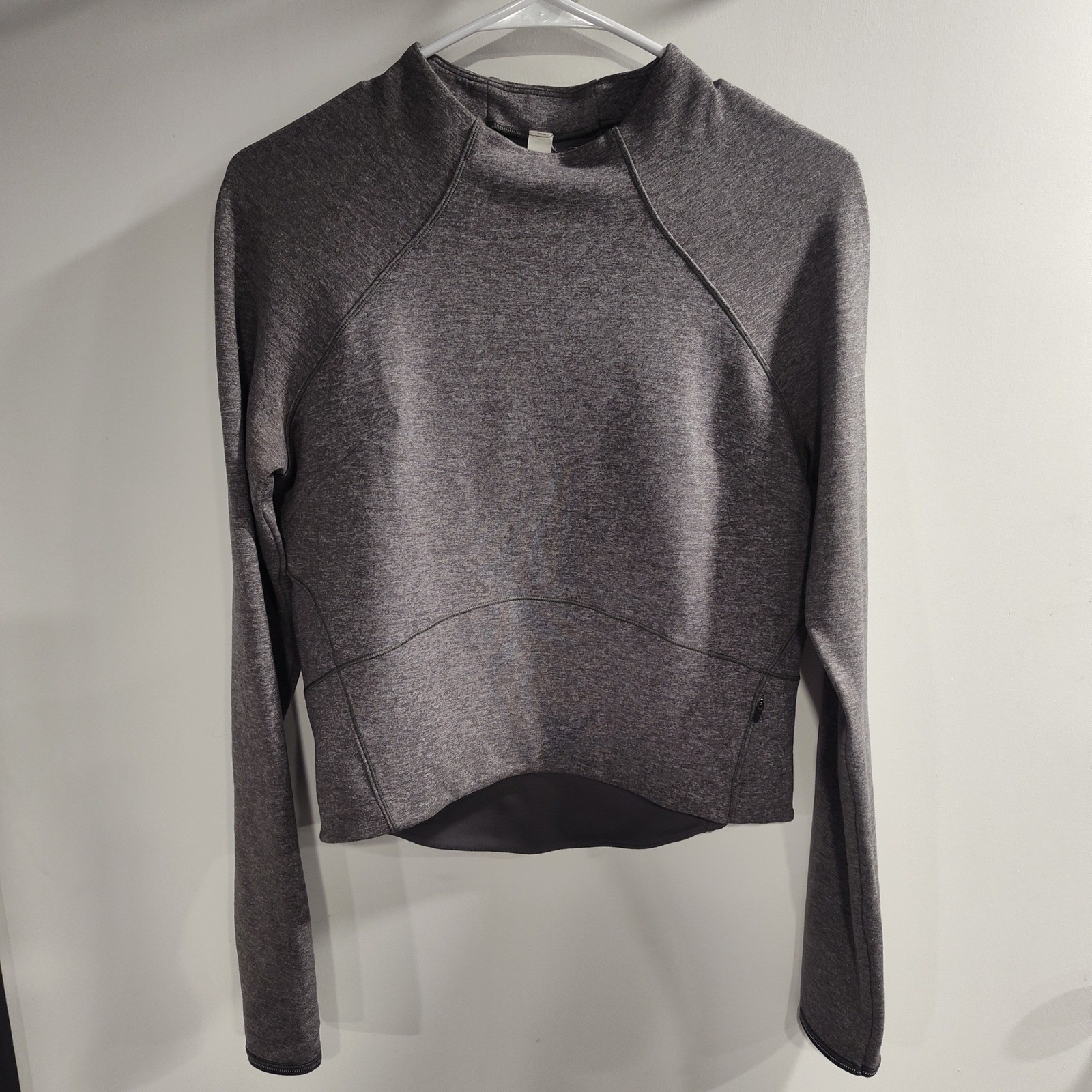 Lululemon Gray Heathered Mock Neck Long Sleeve Pullover Cropped Athletic Top 4 Lululemon Gray Heathered Mock Neck Long Sleeve Pullover Cropped Athletic Top 4