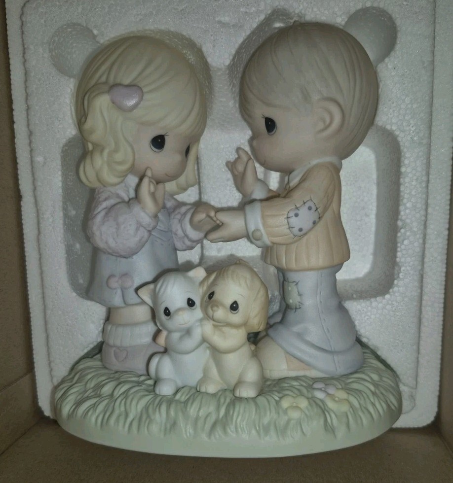 Precious Moments Premiere Collection By Enesco 4001574 Mint In Box, AMAZING Precious Moments Premiere Collection By Enesco 4001574 Mint In Box, AMAZING