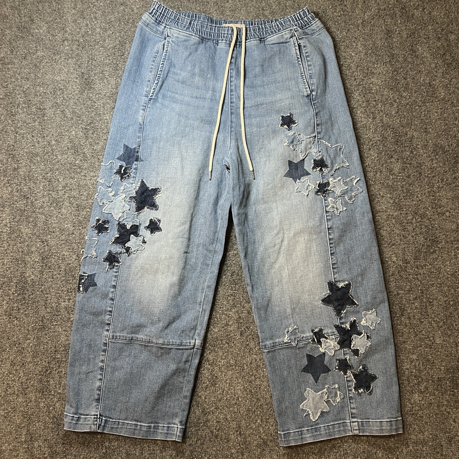 Pilcro Women’s M Blue Denim Barrel Crop Leg Drawstring Jeans Embroidered Stars Pilcro Women’s M Blue Denim Barrel Crop Leg Drawstring Jeans Embroidered Stars