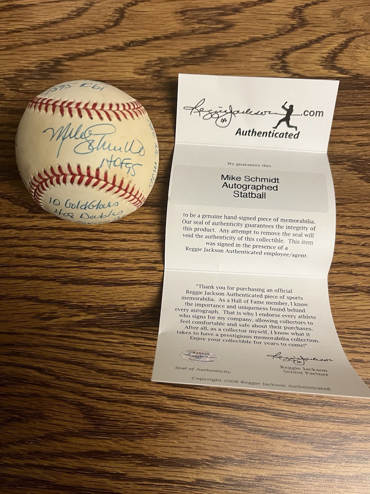Autographed Mike Schmidt 16 Stat Hand Signed Baseball Beckett Auto Authentic Autographed Mike Schmidt 16 Stat Hand Signed Baseball Beckett Auto Authentic
