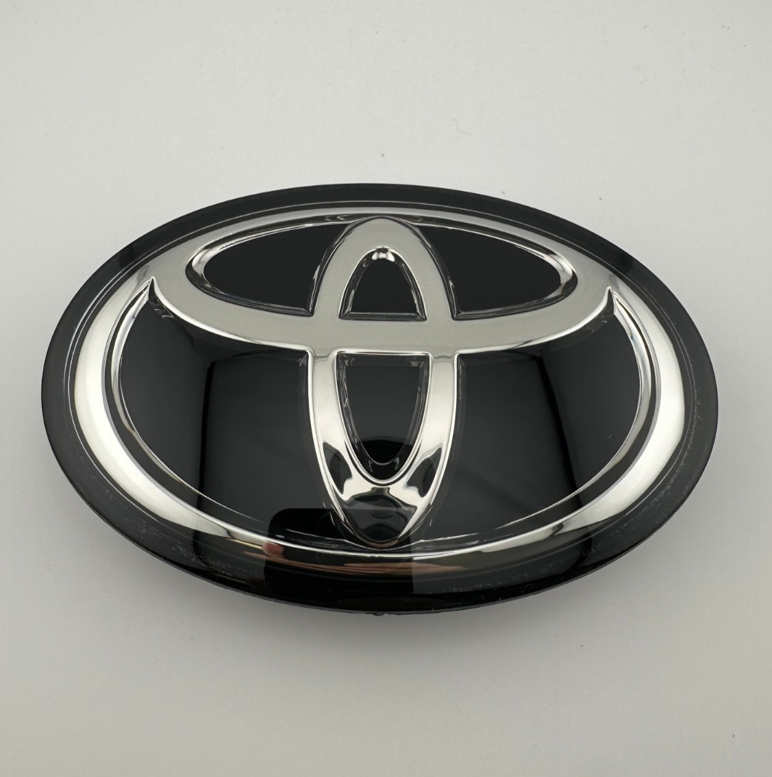 Rav4 Front Grille Emblem From 2017-2025 Radar Compatible 53141-0R150