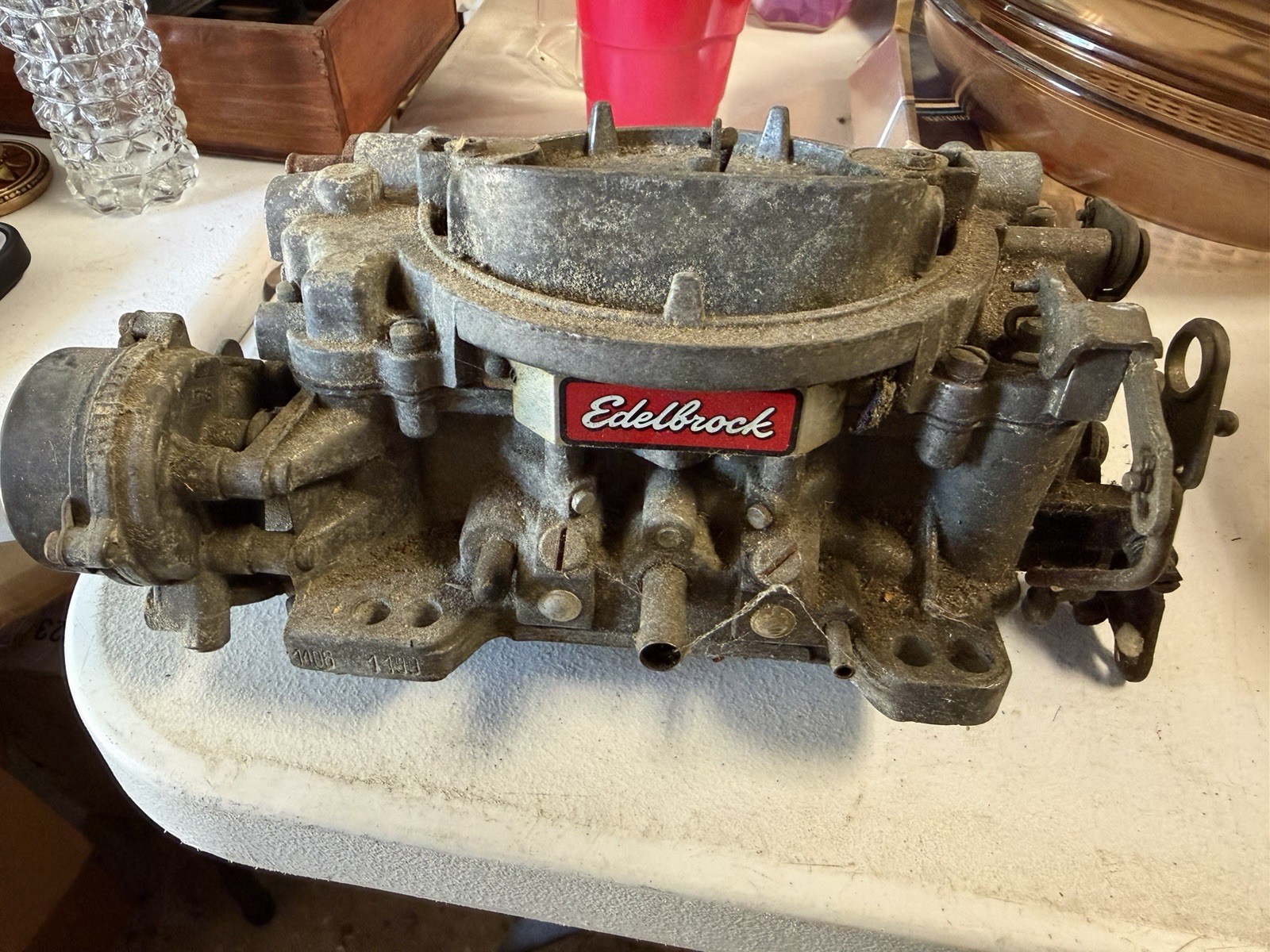 Vintage Edelbrock Carburetor – Untested / As-Is