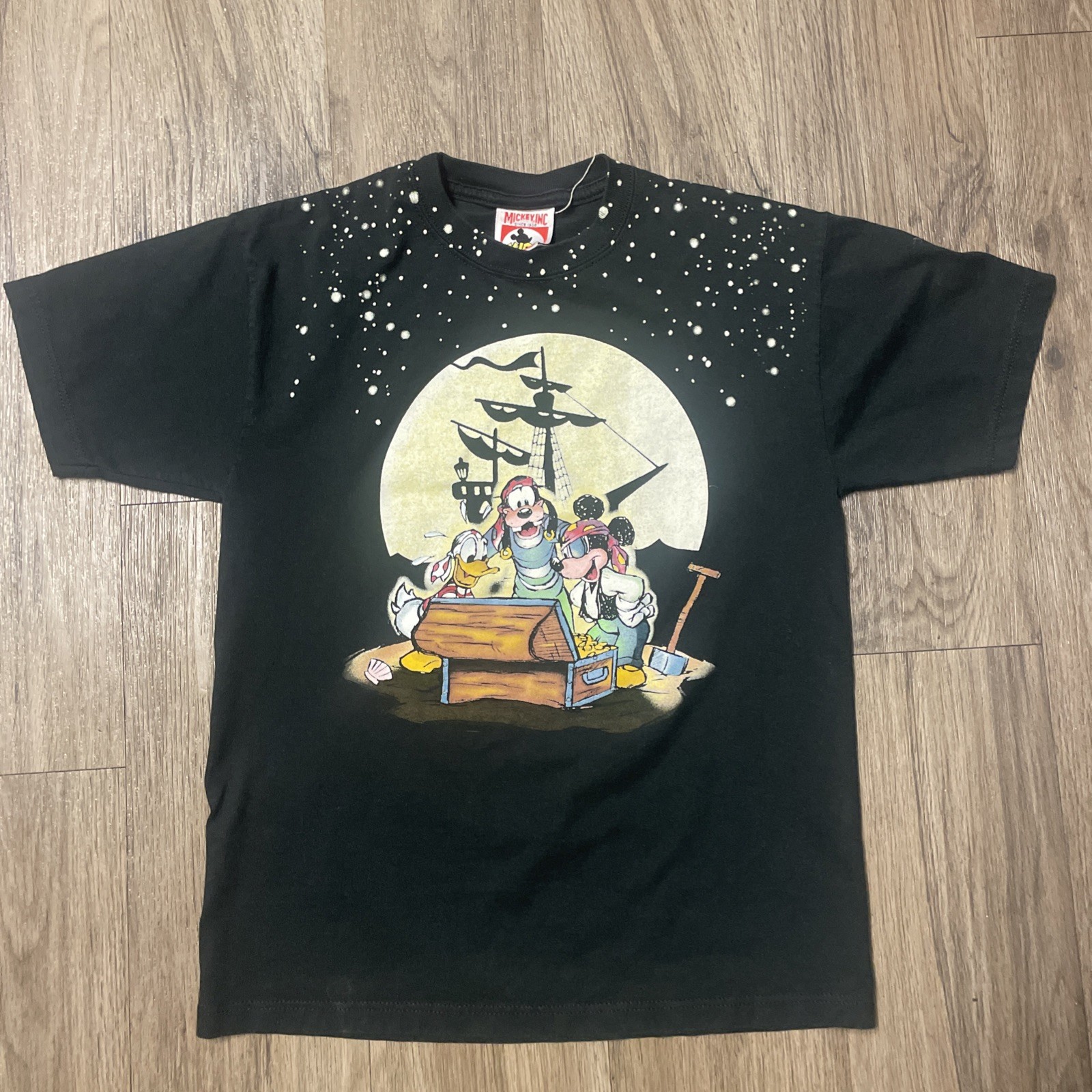 Vintage Disney Mickey Donald Duck and Goofy Pirate Rare sz XS-S glow in dark Vintage Disney Mickey Donald Duck and Goofy Pirate Rare sz XS-S glow in dark