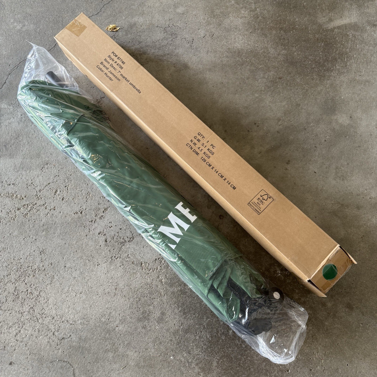 Jameson Irish Whiskey 7’ Market Patio Umbrella Hunter Green 7 Foot BRAND NEW Jameson Irish Whiskey 7’ Market Patio Umbrella Hunter Green 7 Foot BRAND NEW