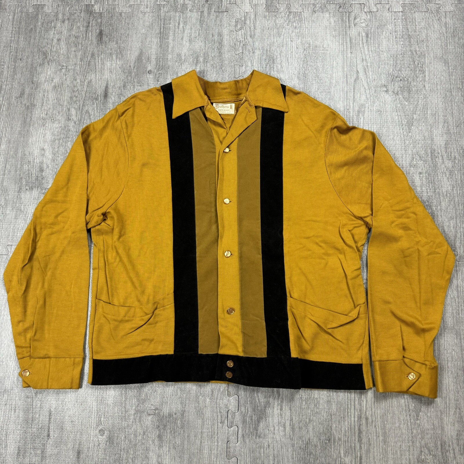 VTG 40S 50S CAMP COLLAR BUTTON UP KNIT MENS CARDIGAN VELVET STRIPE GOLD MADMEN VTG 40S 50S CAMP COLLAR BUTTON UP KNIT MENS CARDIGAN VELVET STRIPE GOLD MADMEN