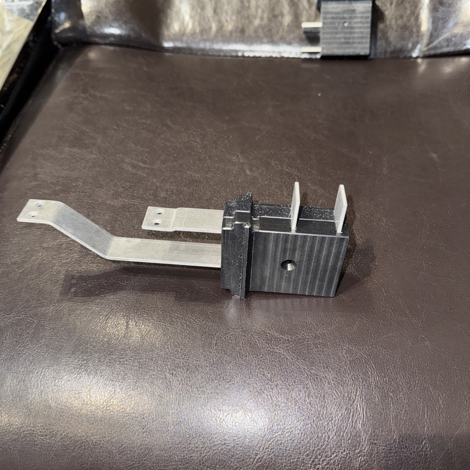 New Westinghouse Bryant Quick-Pack MP Meter Socket Breaker Buss Kit 125 amp Max. New Westinghouse Bryant Quick-Pack MP Meter Socket Breaker Buss Kit 125 amp Max.