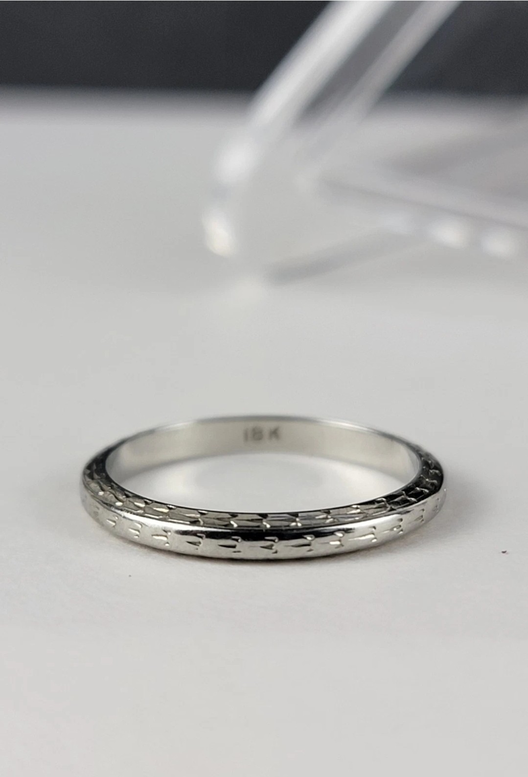 18k White Gold Hand Engraved Wheat Art Deco Ring. Size 6. 18k White Gold Hand Engraved Wheat Art Deco Ring. Size 6.