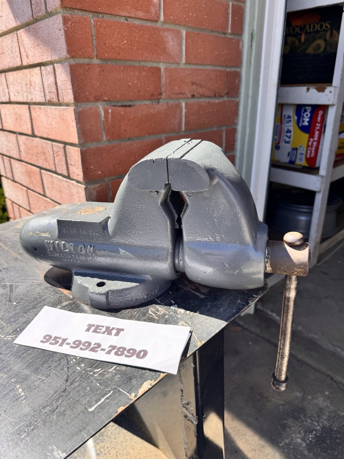 Large Wilton bullet vise Large Wilton bullet vise
