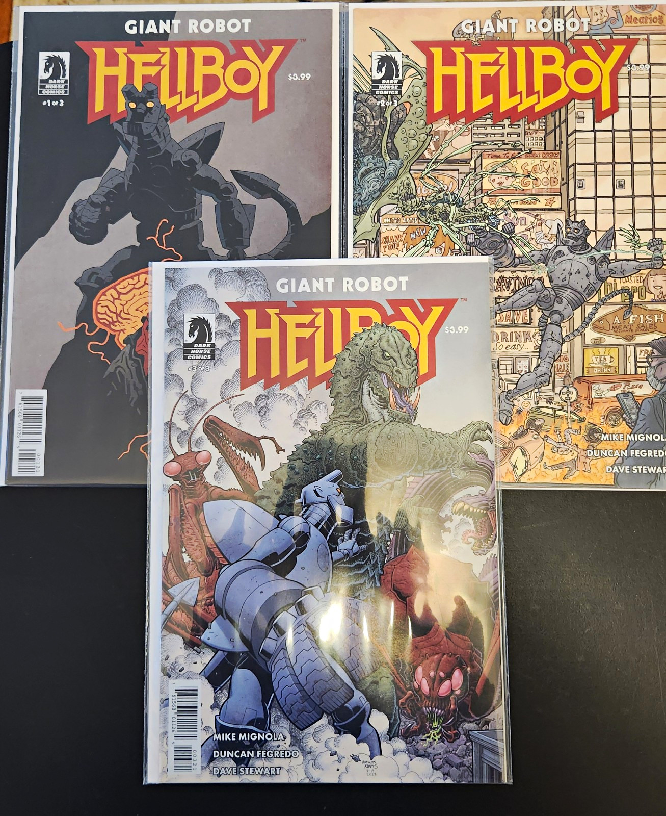 Dark Horse Giant Robot Hellboy Comic Book Lot #1-3 Mike Mignola Fegredo