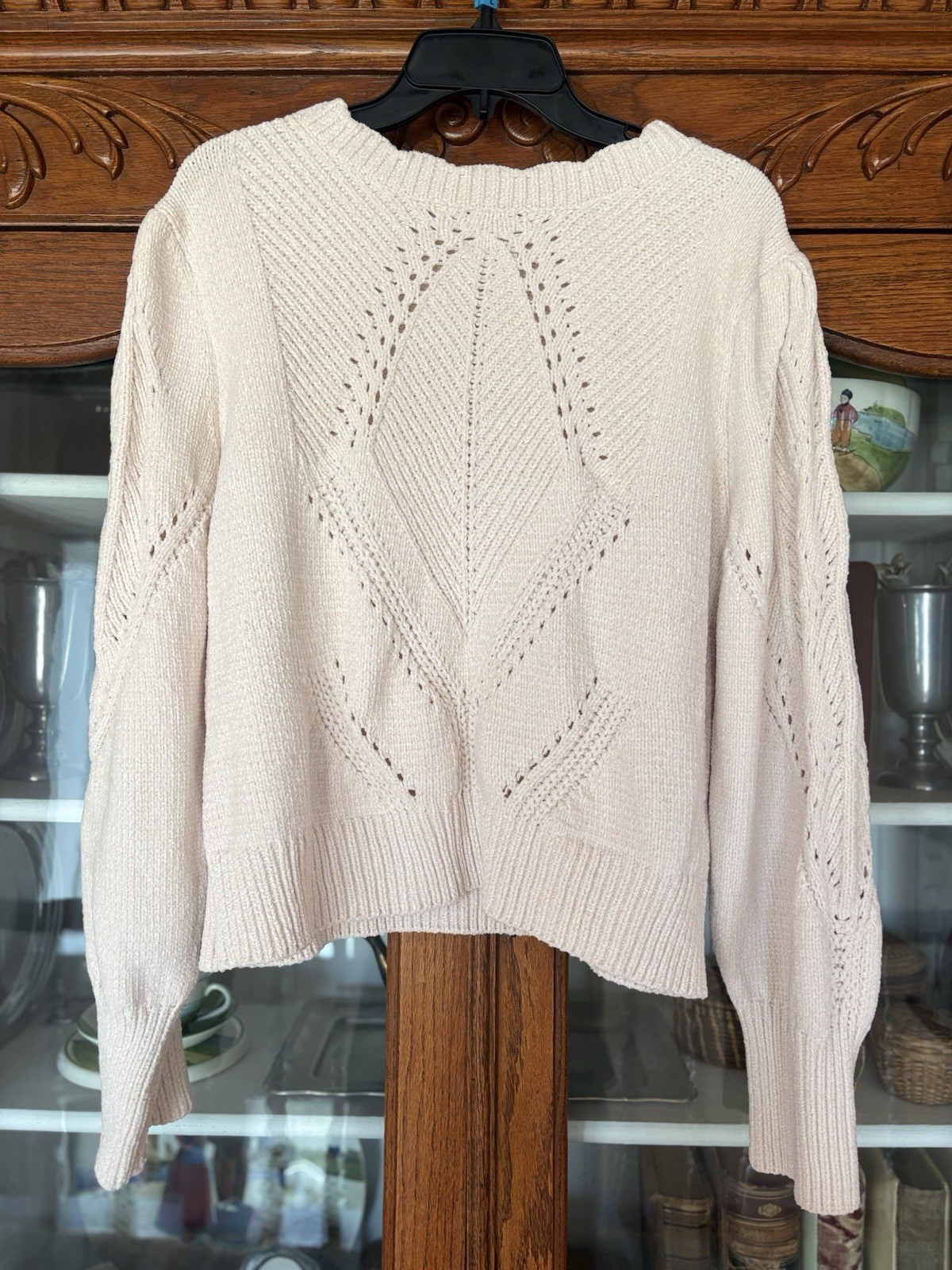NWT Cynthia Rowley Size L Women Ivory Long Sleeved Incredibly Soft Sweater