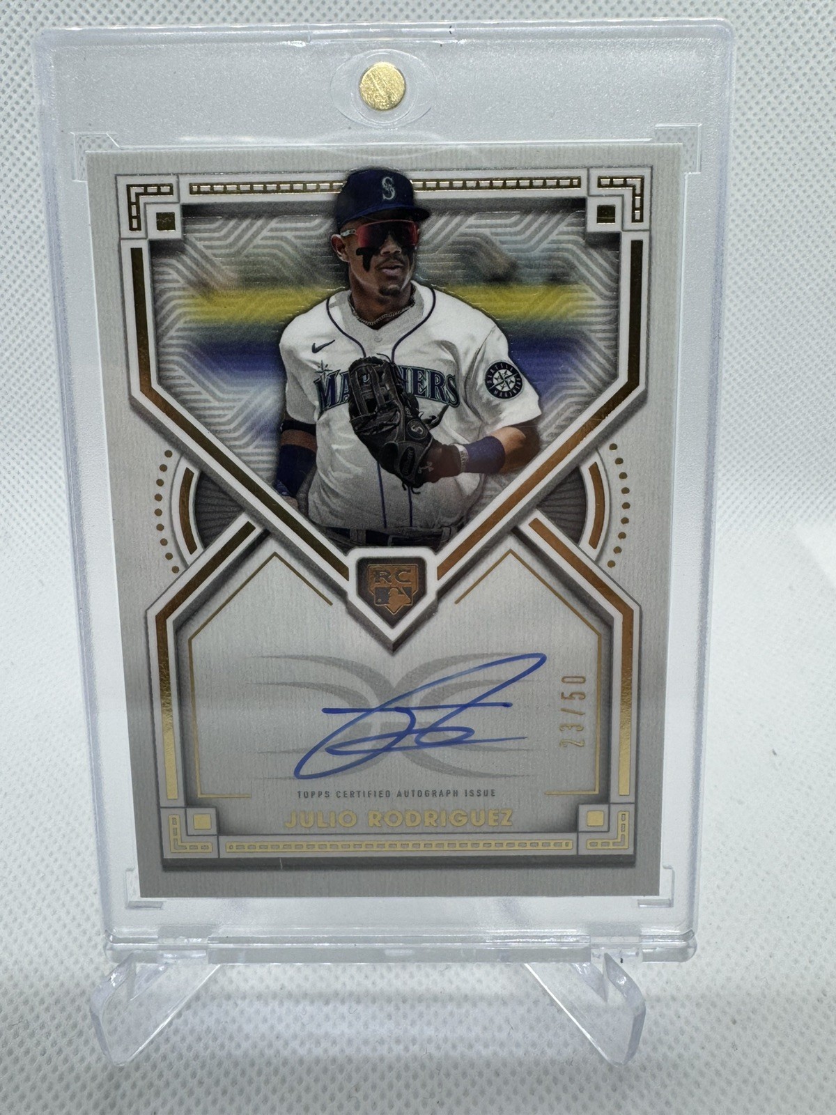 Topps Definitive 2022 Julio Rodriguez Mariners RC On-Card Auto DRA-JR /50 Rookie