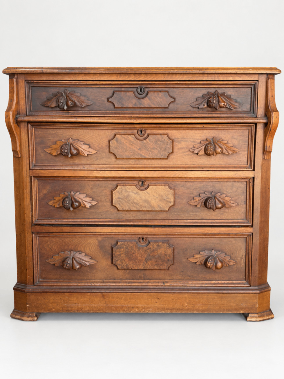 Antique Carved Wood Chest of Drawers 4-Drawer Acorn Motif