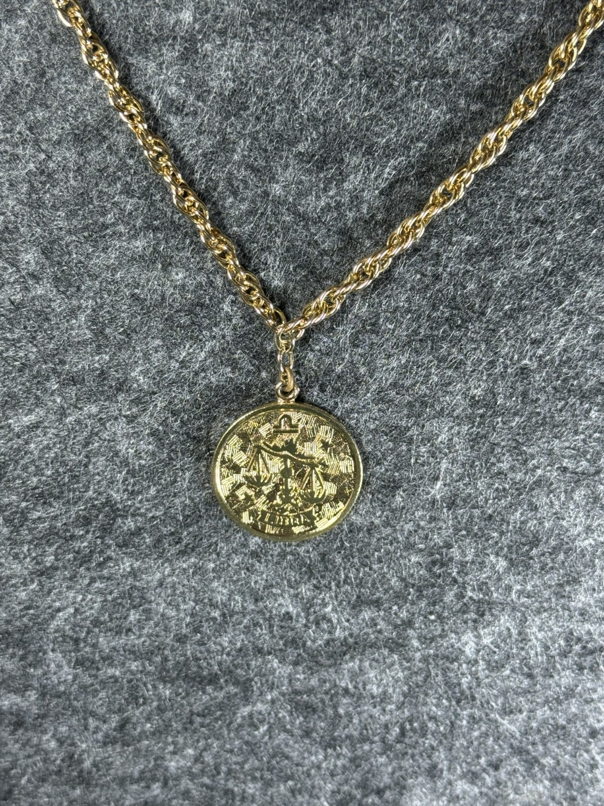 Vintage 1970s Sarah Coventry Libra Zodiac Pendant Necklace Gold Tone Rope Chain