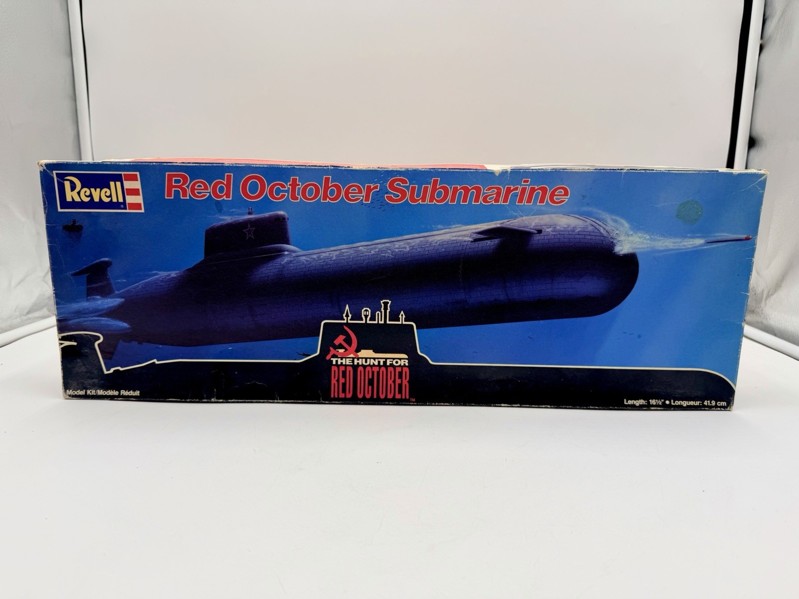 Revell Red October Submarine 1/400 Scale Plastic Model Kit 4006 New Open Box VTG Revell Red October Submarine 1/400 Scale Plastic Model Kit 4006 New Open Box VTG