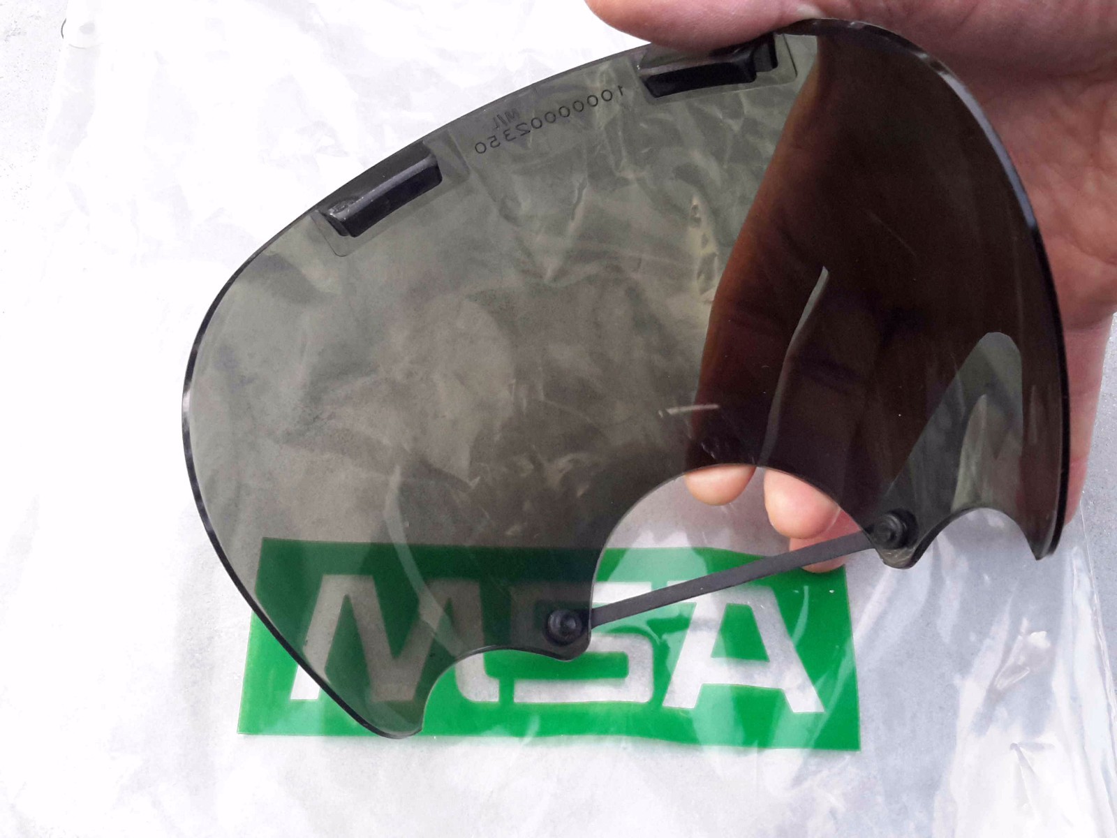 MSA Tinted/Smoke Lens Outsert -For Millennium CBRN Gas Mask, Size: M/L 10008908