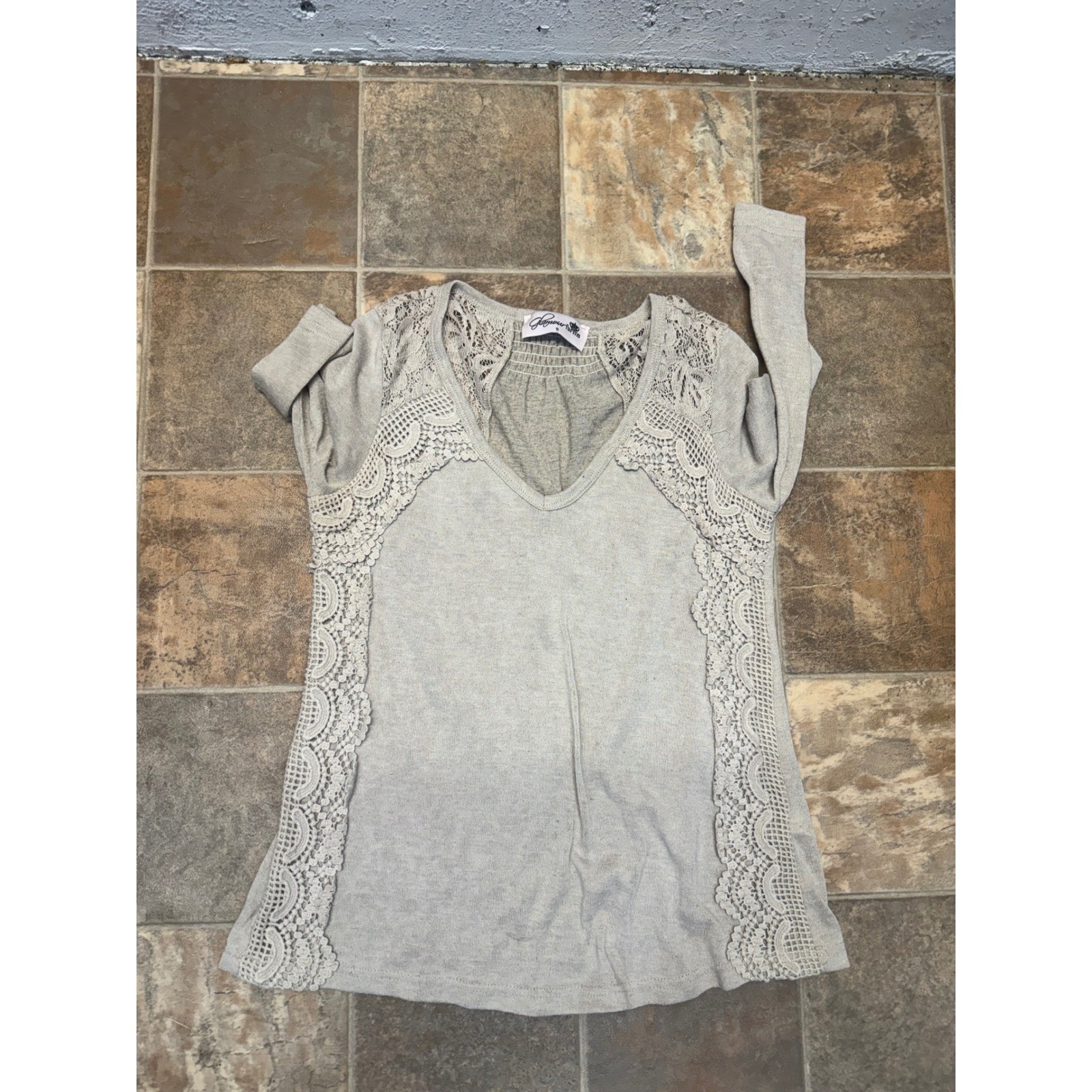 Glamour Farms Womens Oatmeal Beige Crochet Lace Trim V-Neck Long Sleeve Top S