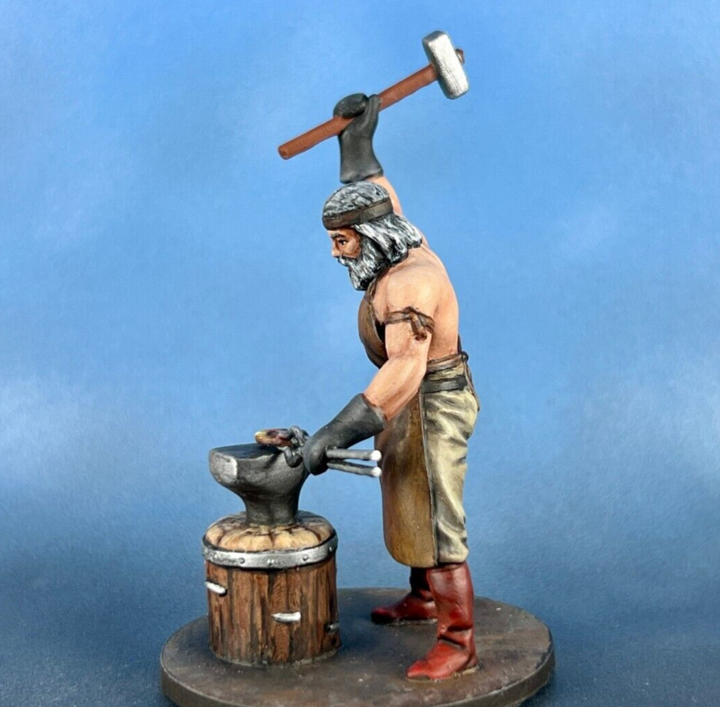 painted Tabletop Miniature Medieval Blacksmiths. 40mm Toy Soldiers smithy