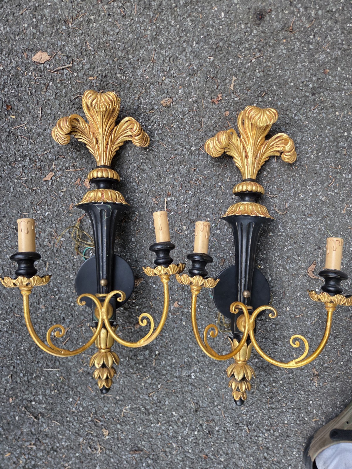 Vintage Pair of Myran Allan Giltwood Neoclassical Design Sconces Made In ITALY