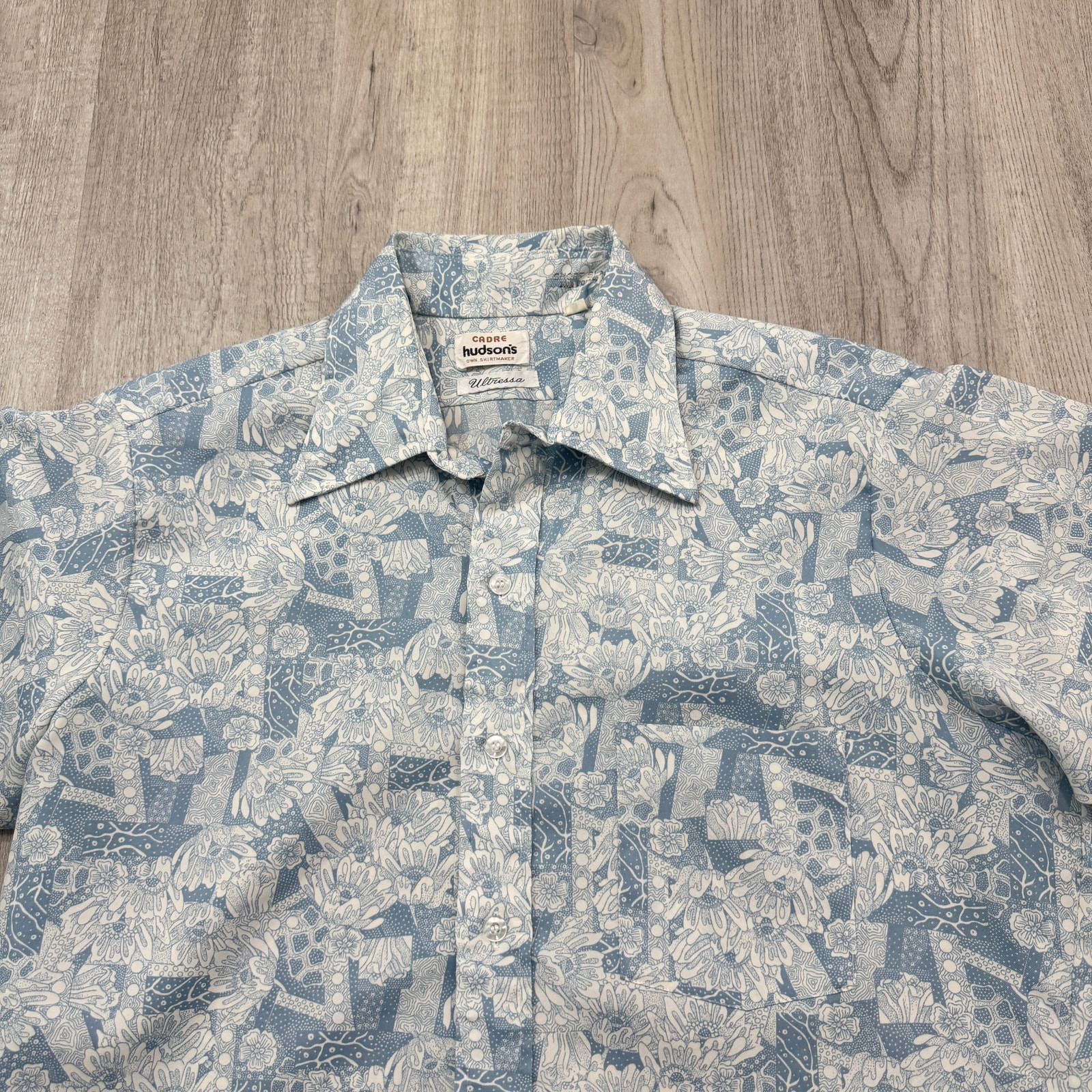 Vintage Cadre Hudson\'s Short Sleeve Shirt Men\'s Large Blue Floral 70s Flower